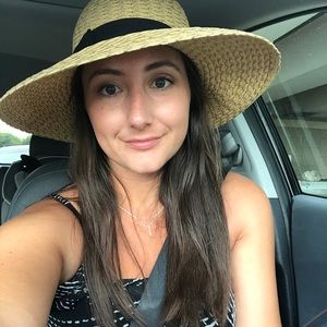 Meet your Posher, Brittany